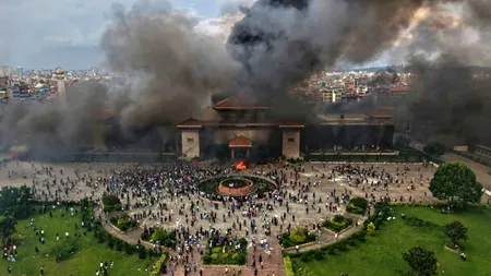 Cum a început REVOLUȚIA din Nepal și ce a declanșat scânteia care a aprins, la propriu, o țară