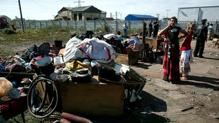 Primăria Sibiu ar fi vrut să dea un grup de romi afară din oraș, după ce a refuzat să le facă drumuri și canalizare