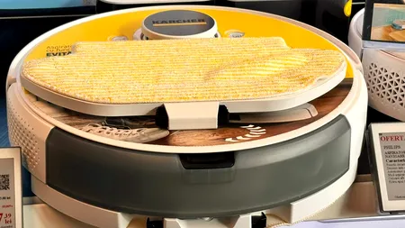 Prețul unui aspirator ROBOT pentru octogenari: Unde se vinde mai ieftin, înainte de reducerile de Black Friday