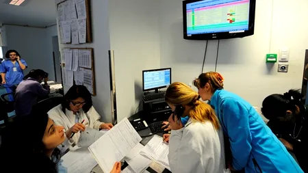 Medicii europeni cer pentru doctorii de spital cel puțin două-trei salarii medii pe economie. Cu cât ar trebui să fie plătiți medicii din România dacă se aprobă această cerere