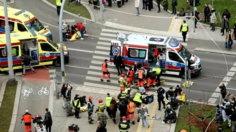 Scene ȘOCANTE în Polonia. O mașină a intrat în plin în oamenii care traversau o stradă, zeci de persoane au fost rănite