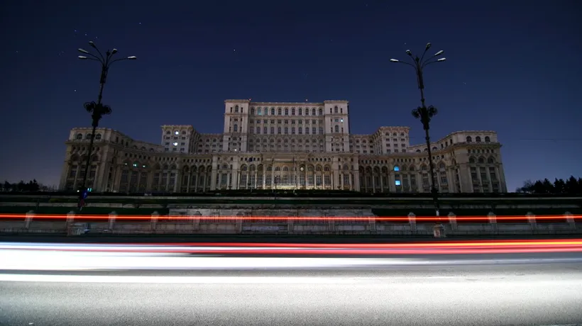 ORA PĂMÂNTULUI 2017 „stinge lumina la Parlament, la Guvern și la Palatul Cotroceni

