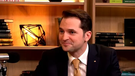 Sebastian Burduja, despre persoana care i-a marcat copilăria: „Tata Nic m-a învățat să mă ROG. Era complet pătruns de credință și de misiunea lui”