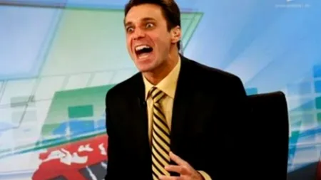 Mircea Badea a făcut o CRIZĂ DE RÂS după revocarea lui KOVESI. Am crezut că este o secvență din LAS FIERBINȚI. Nu există ceva mai tare