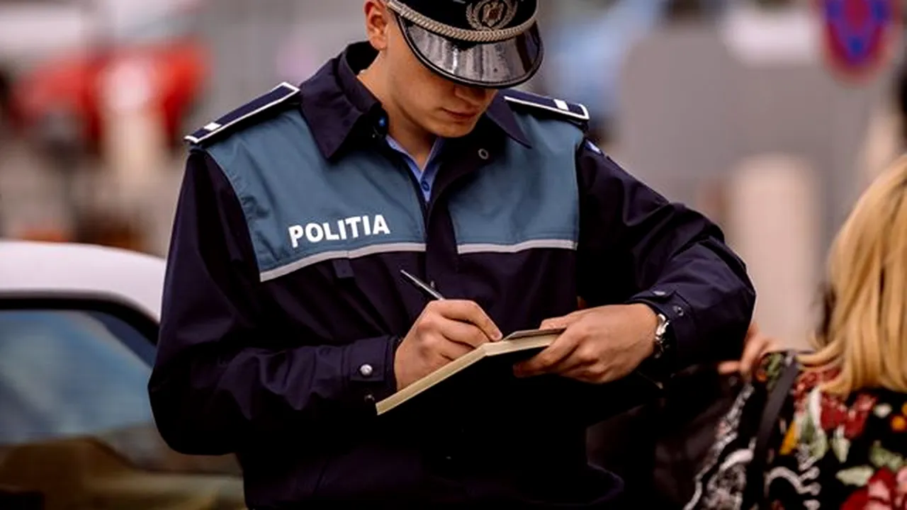SOLUȚIE. Cum a reacționat un bărbat care a s-a trezit cu Poliția acasă după ce a găsit 5.000 de euro, pe stradă!