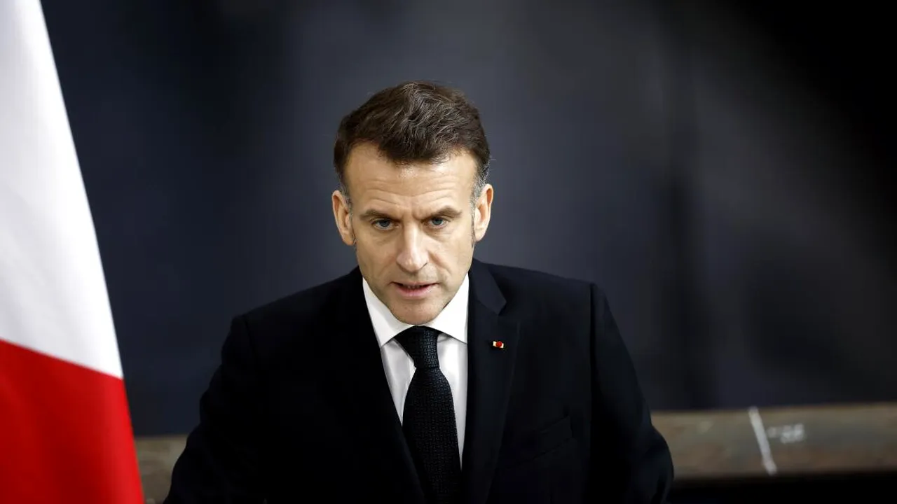 SURSE: România analizează propunerea Franței de a trimite arme nucleare pe teritoriul unor țări europene, dar tratează subiectul cu discreție