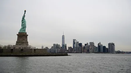 ROMÂNII vor crea strategia de IMAGINE a Statelor Unite în lume