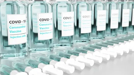 Vaccinare fără programare, doar cu buletinul, în toate centrele. De la ce oră pot merge persoanele până în 60 de ani
