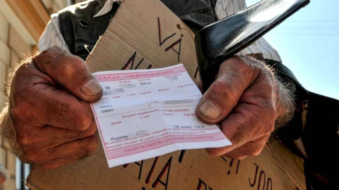 SOCIAL. Cum și-au bătut joc de o femeie angajații Casei de Pensii. Timp de 16 ani, i-au virat bani mai puțini decât trebuia!