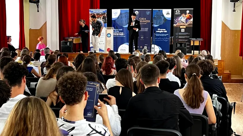 Elevii de EXCELENȚĂ ai Colegiului Național „Gheorghe Lazăr”, premiați pentru performanțele academice / Fundația Dan Voiculescu, partener educațional