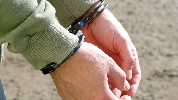 Prima reacție a bărbatului de 74 de ani care a atacat un copil de 13 ani cu SECERA în Brașov: „L-am înțepat un pic în fund. Ce mare crimă…”