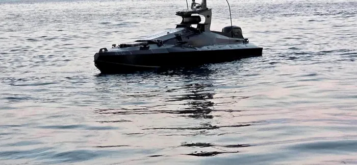 ULTIMA ORĂ Dronă marină încărcată cu explozibil distrusă în zona platformei Neptun Deep din Marea Neagră. Anunțul lui Miruță