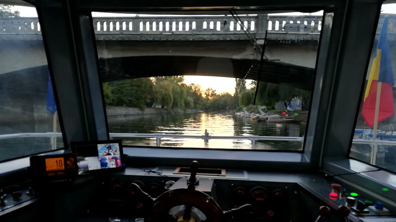 TIMIȘOARA, primul oraș din România care are transport public pe APĂ