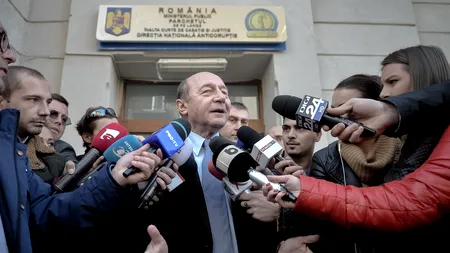 Băsescu se apără: Nu există documente scrise de mine prin care s-ar fi putut atesta calitatea de colaborator al Securității