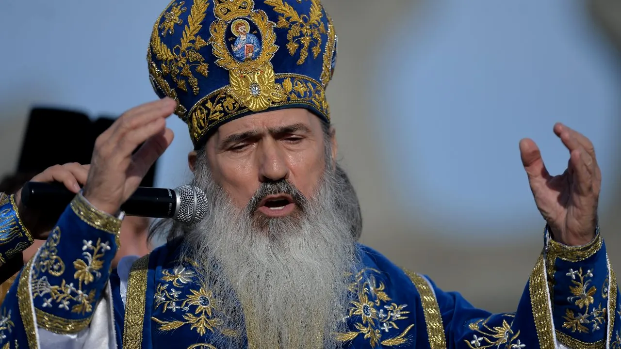 Arhiepiscopia condusă de Teodosie cere pomelnice prin PayPal: „Puteți include câteva nume pentru a fi pomenite în secțiunea Add Note”