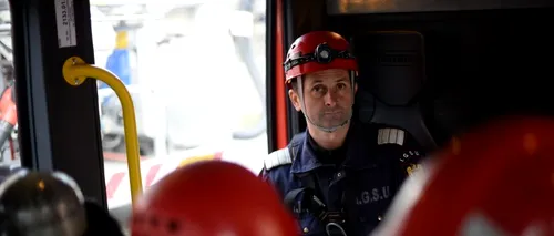OAMENII CARE SALVEAZĂ VIEȚI. Pompierul care a salvat zeci de mii de oameni în ultimii 21 de ani: Să îți ajuți aproapele este esențial