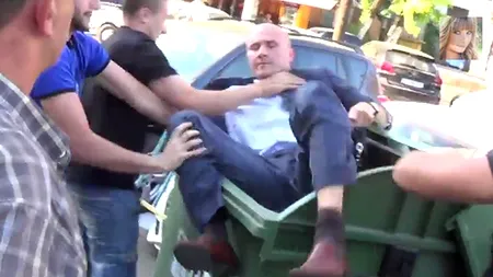Un funcționar corupt din Ucraina a fost ARUNCAT LA GUNOI