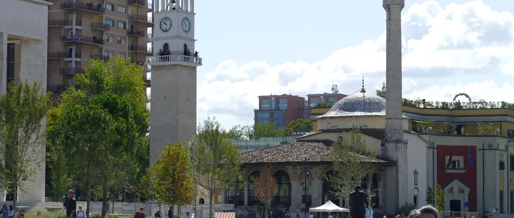 PROTEST. Violenţe în Albania, din cauza demolării clădirii Teatrului naţional: Suntem în dictatură