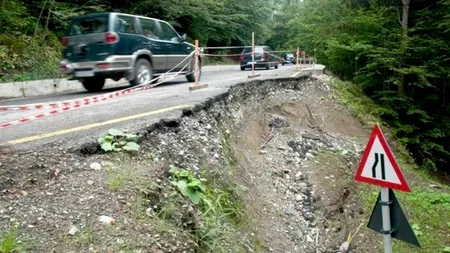Transbucegi, drumul care leagă Sinaia de Sfinx și Babe, s-a surpat înainte de inaugurare