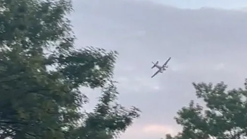 Un american a furat un avion de mici dimensiuni și a amenințat că îl va prăbuși peste un supermarket. Cum s-a încheiat criza de securitate