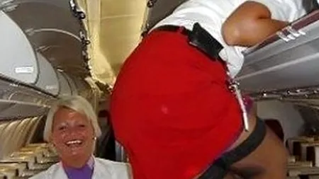 Ce fac stewardesele atunci când sunt singurele în avion - GALERIE FOTO