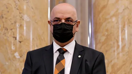8 ȘTIRI DE LA ORA 8. Raed Arafat: Relaxarea restricţiilor va depinde de rata de vaccinare