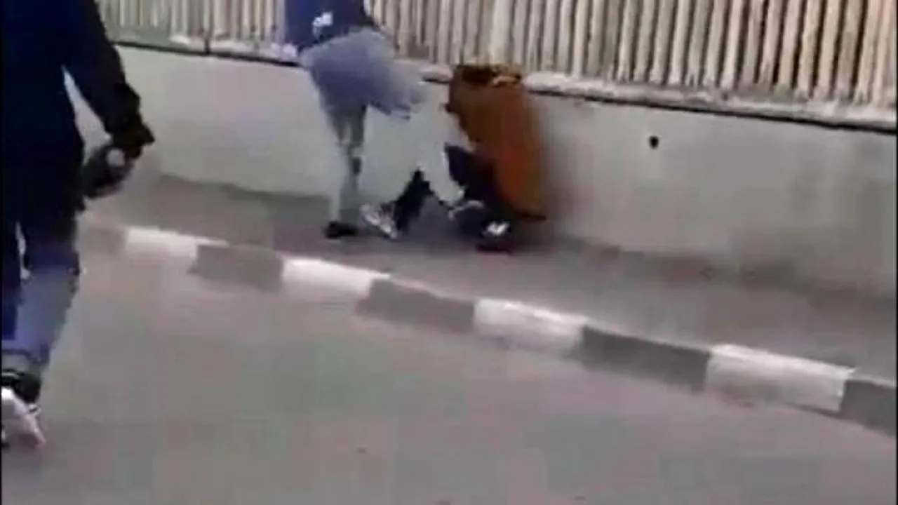 Copil de 12 ani, bătut crunt de un ambulanțier din Vaslui. VIDEO cu puternic impact emoțional