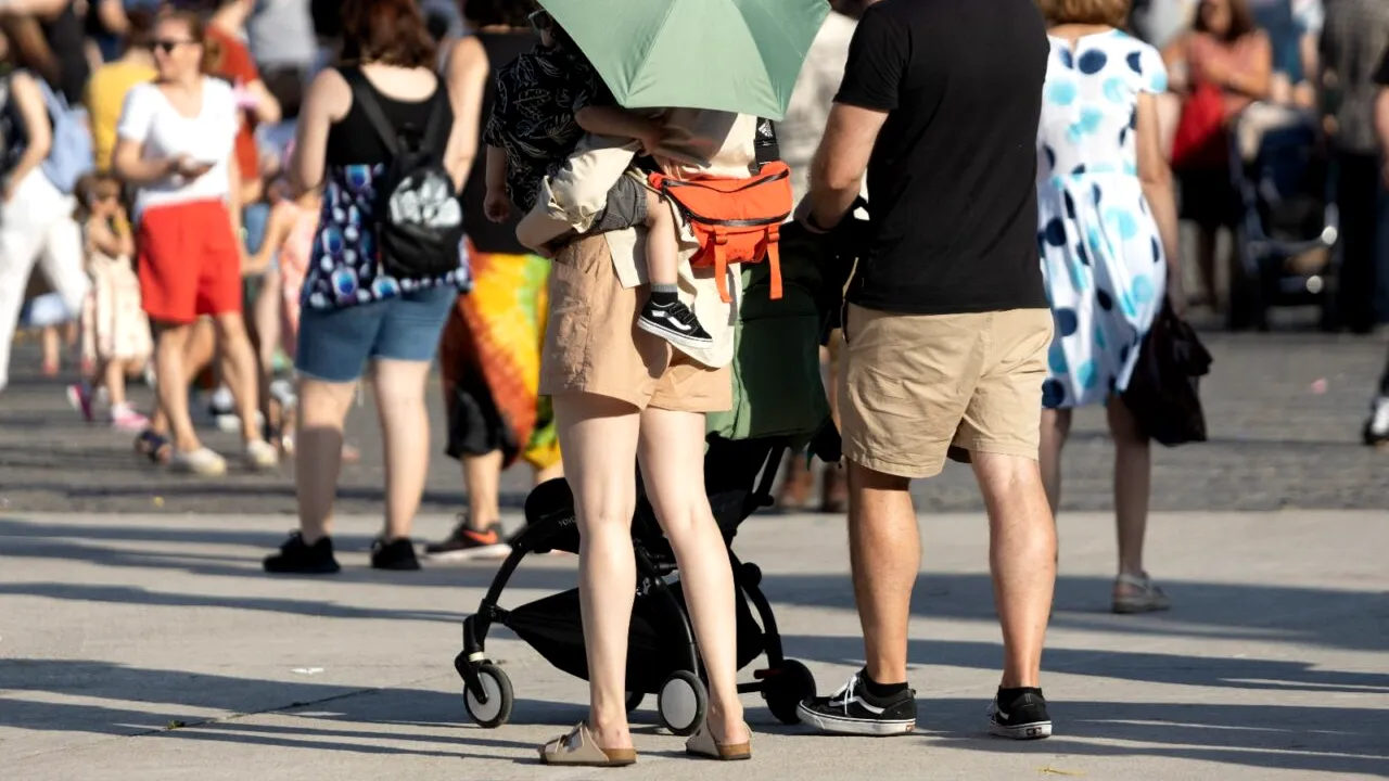 RECORD de temperatură pentru luna ianuarie, într-un celebru oraș european. S-au înregistrat aproape 30 de grade Celsius, în plină iarnă