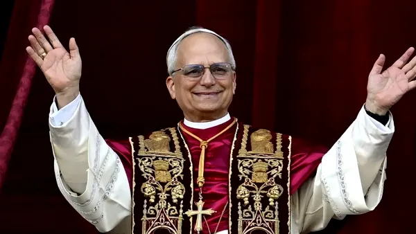 Papa Leon al XIV-lea speră ca alegerea sa în fruntea Bisericii Catolice să aducă lumină asupra nopților întunecate ale acestei lumi
