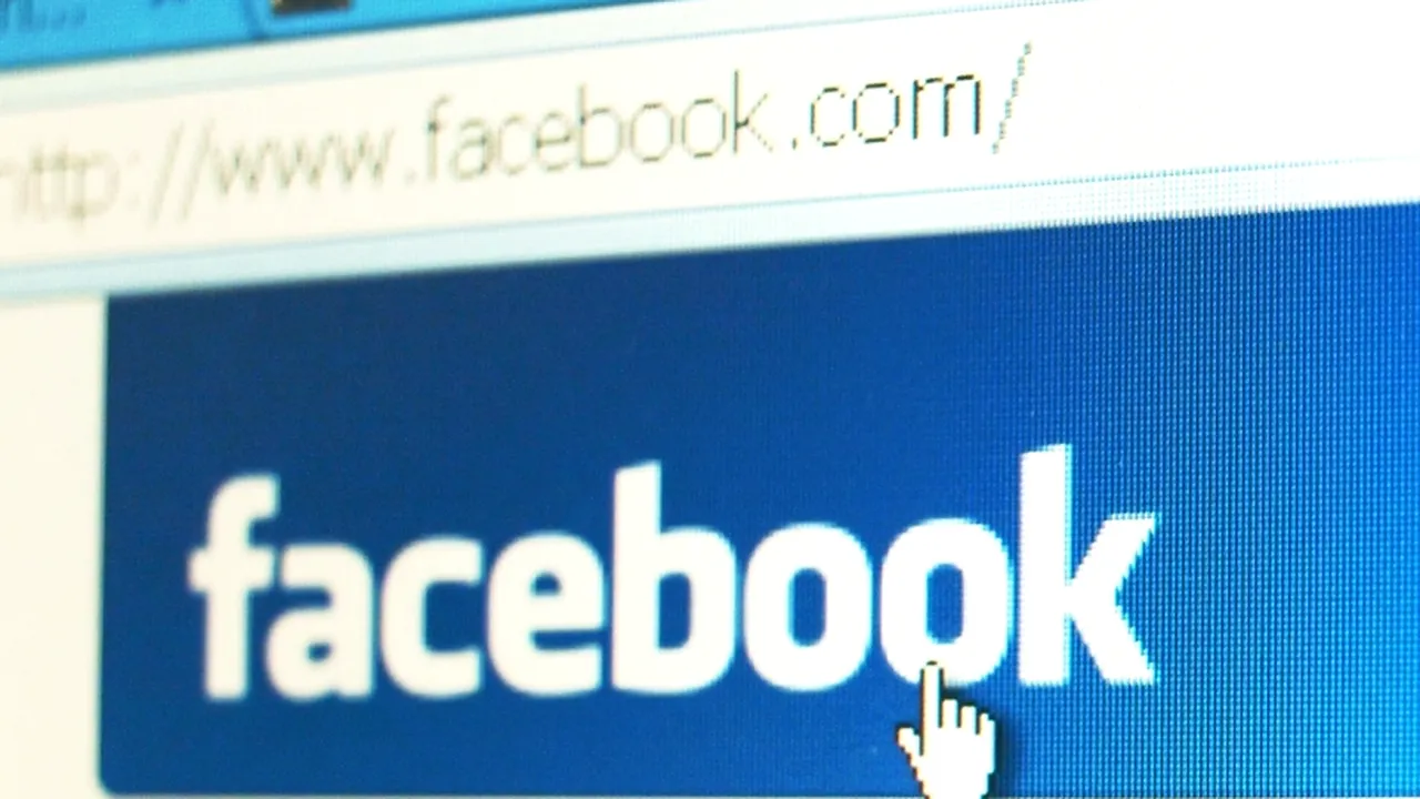 Primul președinte al companiei Facebook s-a căsătorit