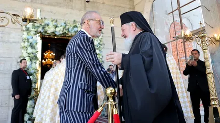 Moment important pentru Gigi Becali. A fost sfințită biserica în care a investit o avere