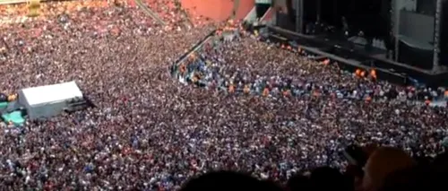 Peste 60.000 de fani ai trupei Green Day au cântat Bohemian Rhapsody înaintea unui concert. VIDEO
