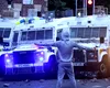 A treia noapte de VIOLENȚE în Irlanda de Nord: Un adăpost pentru refugiați, INCENDIAT. Autocolante cu NAȚIONALITATEA rezidenților, lipite pe case