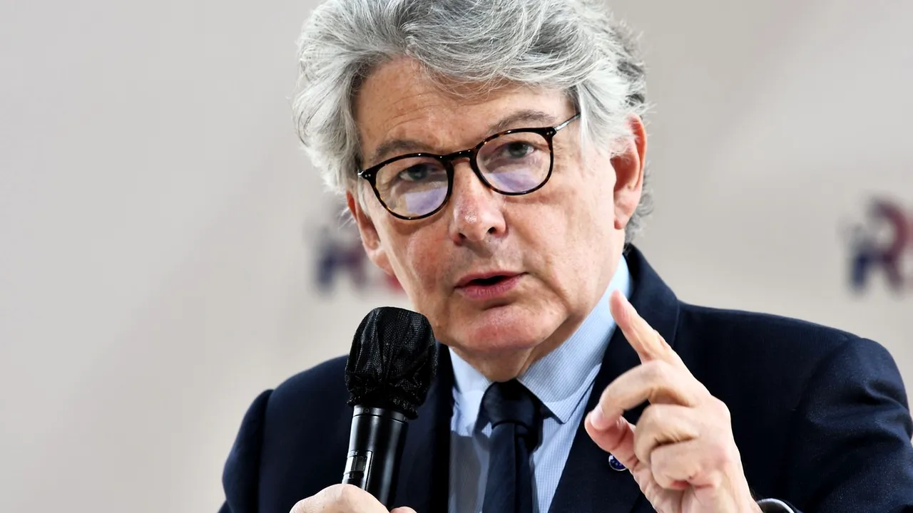 Comisia Europeană cere Ungariei să renunțe la prețurile discriminatorii la carburanți