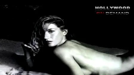 VIDEO. Fotomodelul Gisele Bundchen, pictorial incendiar pentru revista Vogue Paris