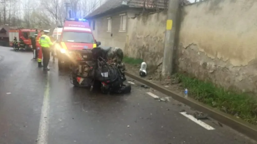 ACCIDENT TRAGIC în Brașov. O tânără a murit, după ce ATV-ul pe care se afla a intrat într-un stâlp