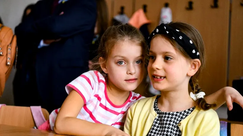 Aproape 2.400 de copii ucraineni sunt înscriși în școlile și grădinițele din România. Câți refugiați au tranzitat țara de la începutul războiului