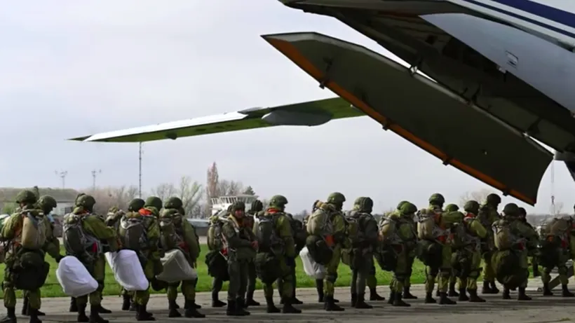 Trupe rusești au început să ajungă în Belarus pentru exerciții militare