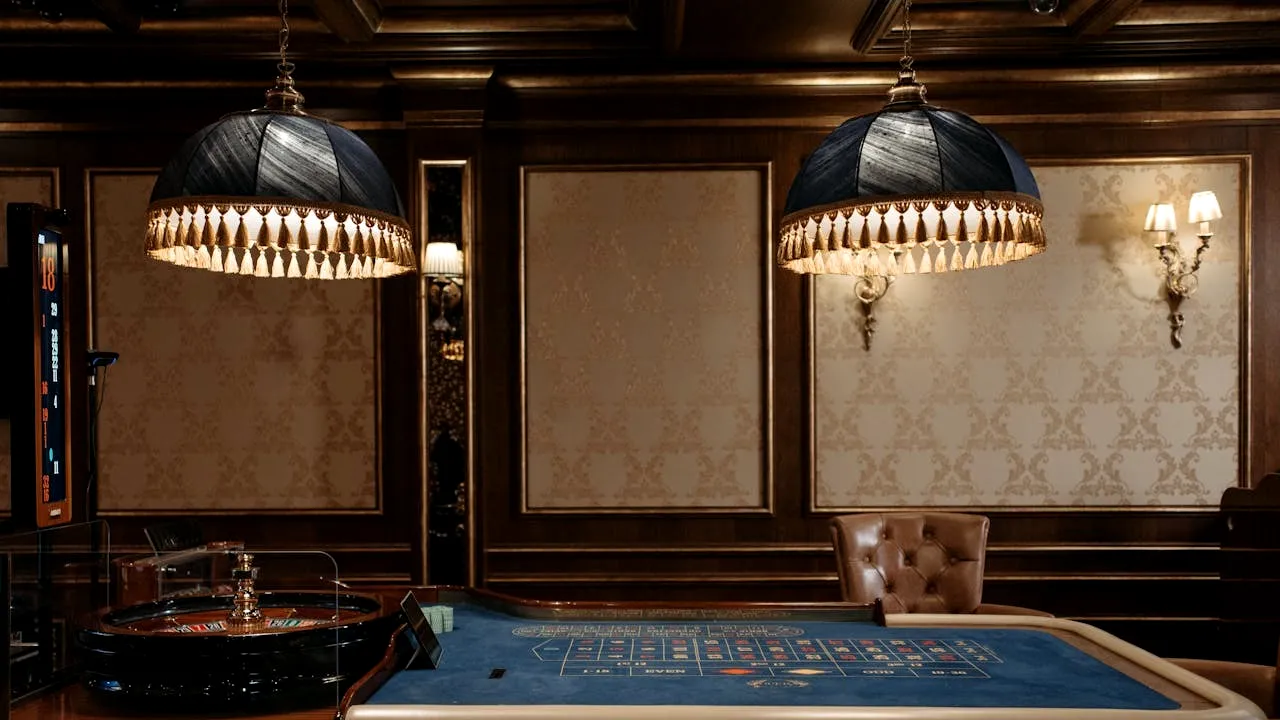 (P) Psihologia câștigului: De ce jocurile de noroc online atrag tot mai mulți români