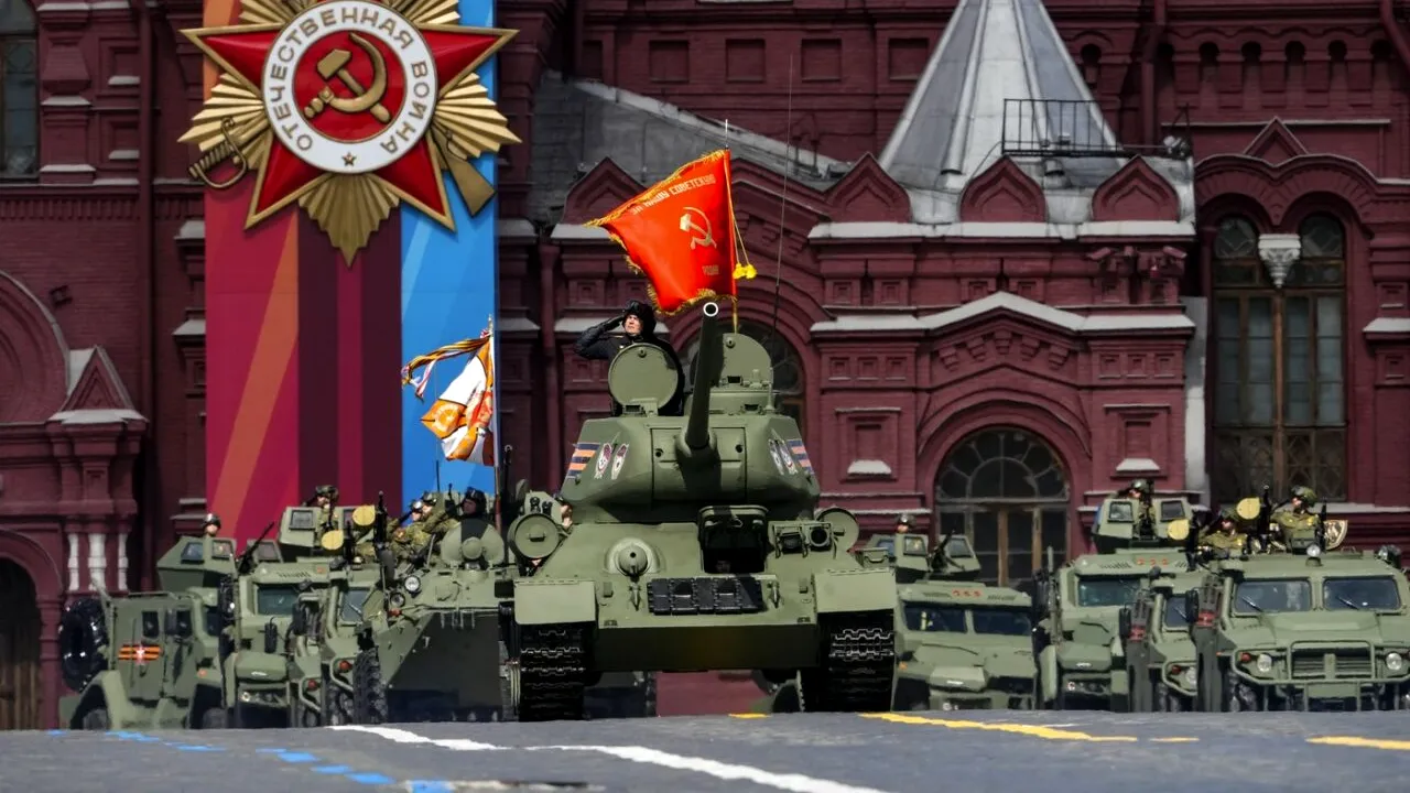 Soldații lui Putin, la capătul răbdării: „Este un RĂZBOI INUTIL, dacă nu aș risca 5 ani de închisoare pentru dezertare aș coborî acum din tren”