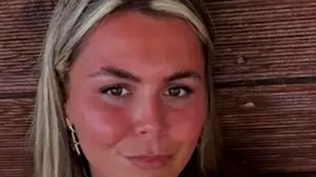 Georgia Taylor, o tânără sportivă de 24 de ani, a murit după ce medicii i-au confundat simptomele cu o banală alergie. Părinții dau vina pe doctori