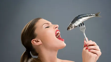 „Nicio masă fără pește”. Ce se întâmplă în corpul tău dacă consumi doar preparate din PEȘTE? Dr. Bilic: „Îți poate debloca metabolismul”