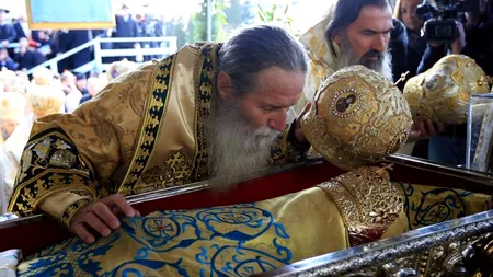 La Suceava, preoții, călugării și măicuțele vor avea legitimații. Cum arată acestea