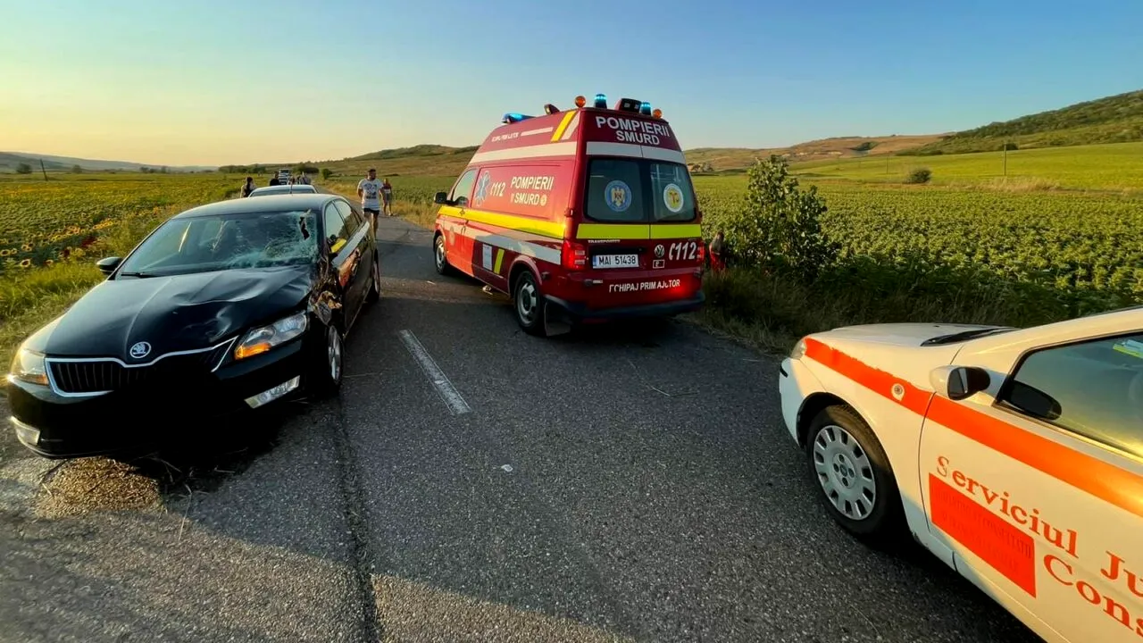 Un copil de 13 ani din Vaslui, aflat într-o căruță cu mama lui, a murit într-un accident rutier