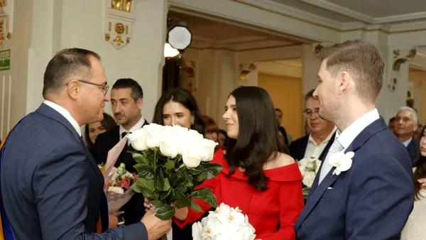 Fostul preşedinte al Consiliului Judeţean Vrancea, Marian Oprişan, şi-a măritat fata. Căsătoria a avut loc în acest weekend, la Focşani