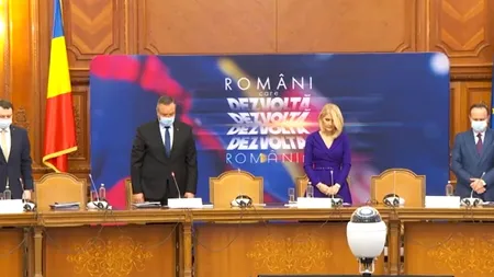 VIDEO | Nicolae Ciucă, moment de reculegere pentru cei care au murit la Revoluția din 1989