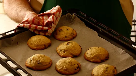 Românul care dă fursecuri la tot Berlinul