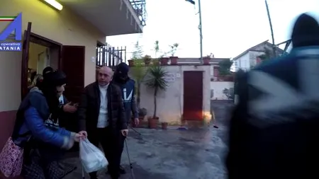 Un român, garda de corp a unui lider mafiot din Cosa Nostra, a fost arestat în Italia