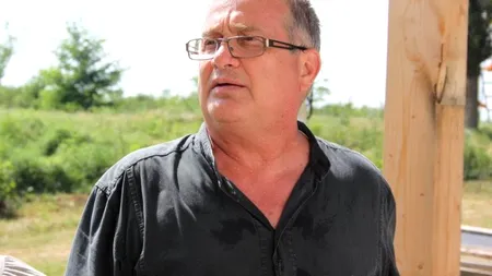 Cum arată fiul lui Mircea Dinescu, a cărui cea mai mare dorință este să aducă pacea între maneliști și rockeri