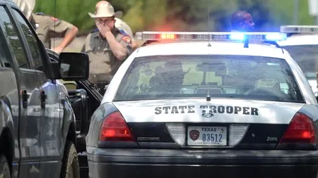 Un nou MASACRU în SUA: Trei morți, între care un polițist, într-un atac armat din Texas